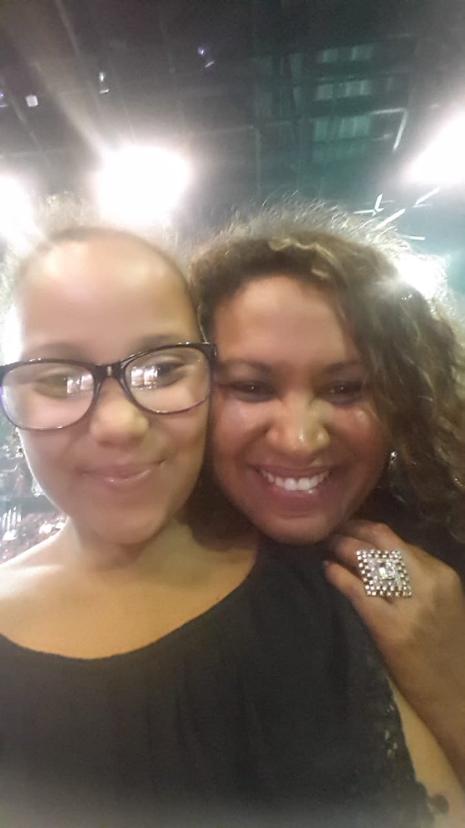 CharlieJ1213's tweet photo. After The Show #Part3 #ItsALoveThingVol3 #iamRobinP #BrukmanConsulting #JillLevenberg #NurAbrahams...https://t.co/9ijl7D796H
@JillLevenberg @iamRobinP @BrukmanConsult https://t.co/f5lnLo3iTT
