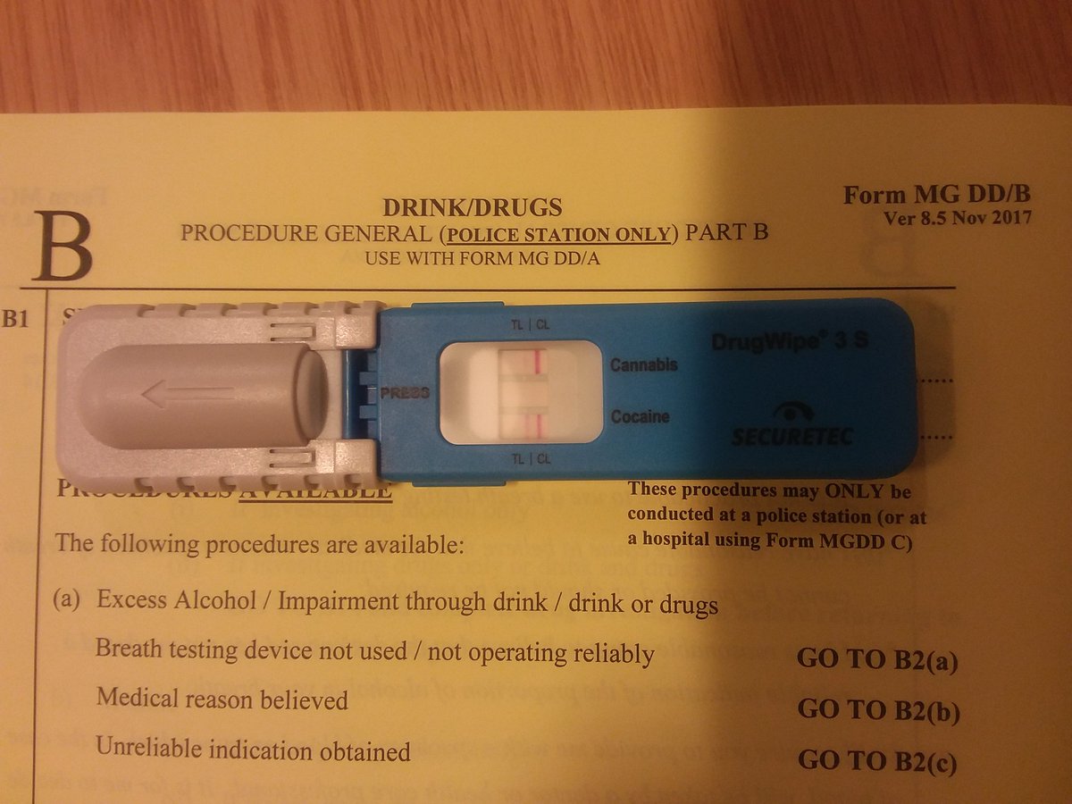 NSRAPT's tweet photo. This vehicle was stopped in #ipswich tonight by #NRT4 officers. The driver tested positive for cannabis and cocaine and was #arrested. The passenger who ran from officers was also #arrested for various offences. #Pc1989 #Pc111 #Pc1202 @SuffolkPolice #fatal4 https://t.co/uUuL2qvRcz