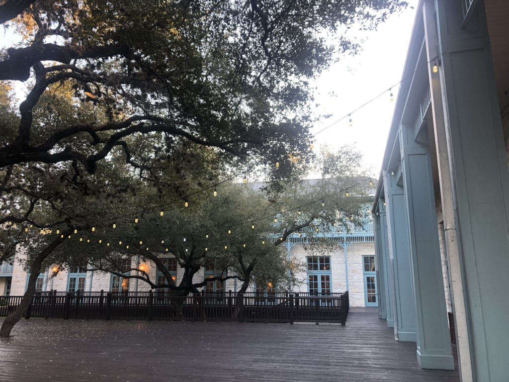 StorePoint Fashion tweet media