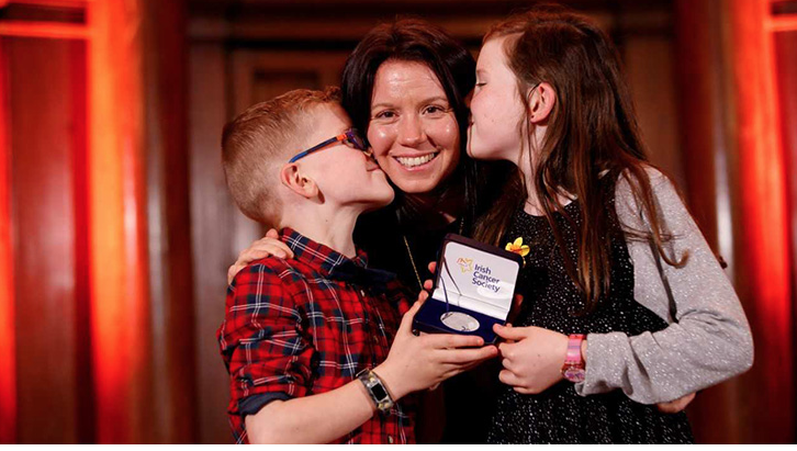 uniofgalway's tweet photo. Congratulations to Galway scientist Dr Aideen Ryan, NUI Galway who has won the top prize of Research Paper of the Year at the 2019 Irish Cancer Society Research Awards. Aideen has worked on finding new ways to treat bowel cancer through immunotherapy. https://t.co/KAdeRu6lSa https://t.co/5ZoslLL7qk