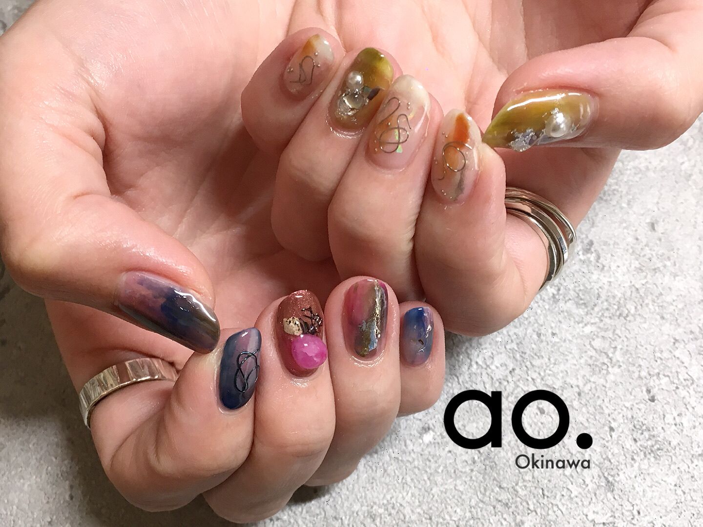 Twitter 上的 Nail Ao Okinawa カラフルなちぐはぐで派手さを Nail Aonail Ao Naildesign Nailart Gel Gelnail Instanails Nailstagram Nailswag Fashionnails 美爪 沖縄 ネイルサロン 那覇ネイルサロン 個性派ネイル ちぐはぐネイル ニュアンスネイル ミラーネイル