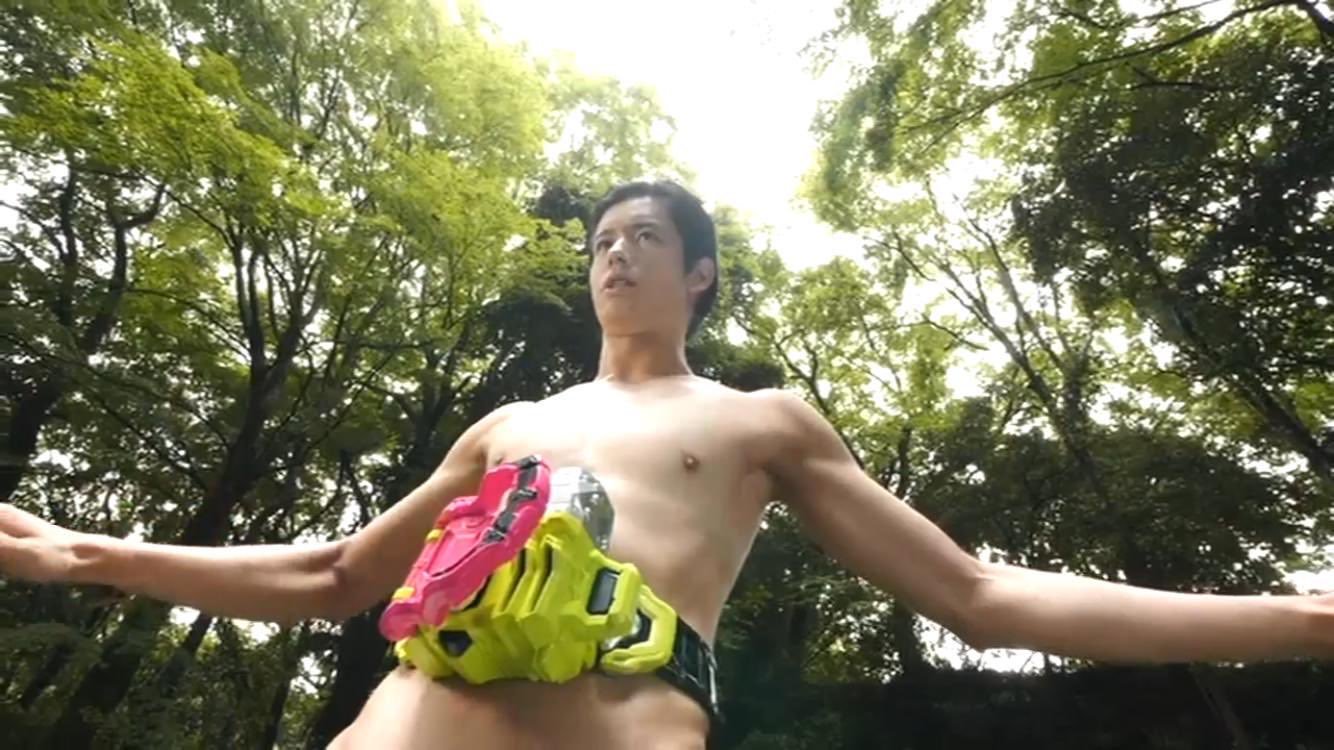 ゼロking Sur Twitter 全裸でベルト装着ってこの感じはどこかで見たことがあると思ったら檀黎斗だわwww 本当になんかこの2人が兄弟かと思うくらい似てるw しかし君沢さん凄い美ボディだなw 君沢ユウキ 岩永徹也 仮面ライダーw 仮面ライダーエグゼイド ゼロking Sur Twitter 全裸でベルト装着ってこの感じはどこかで見たことがあると思ったら檀黎斗だわwww 本当になんかこの2人が兄弟かと思うくらい似てるw しかし君沢さん凄い美ボディだなw 君沢ユウキ 岩永徹也 仮面ライダーw 仮面ライダーエグゼイド