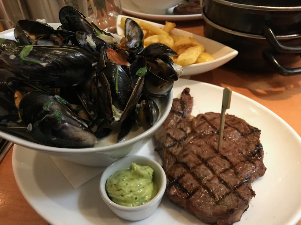 The Sausage King tweet media