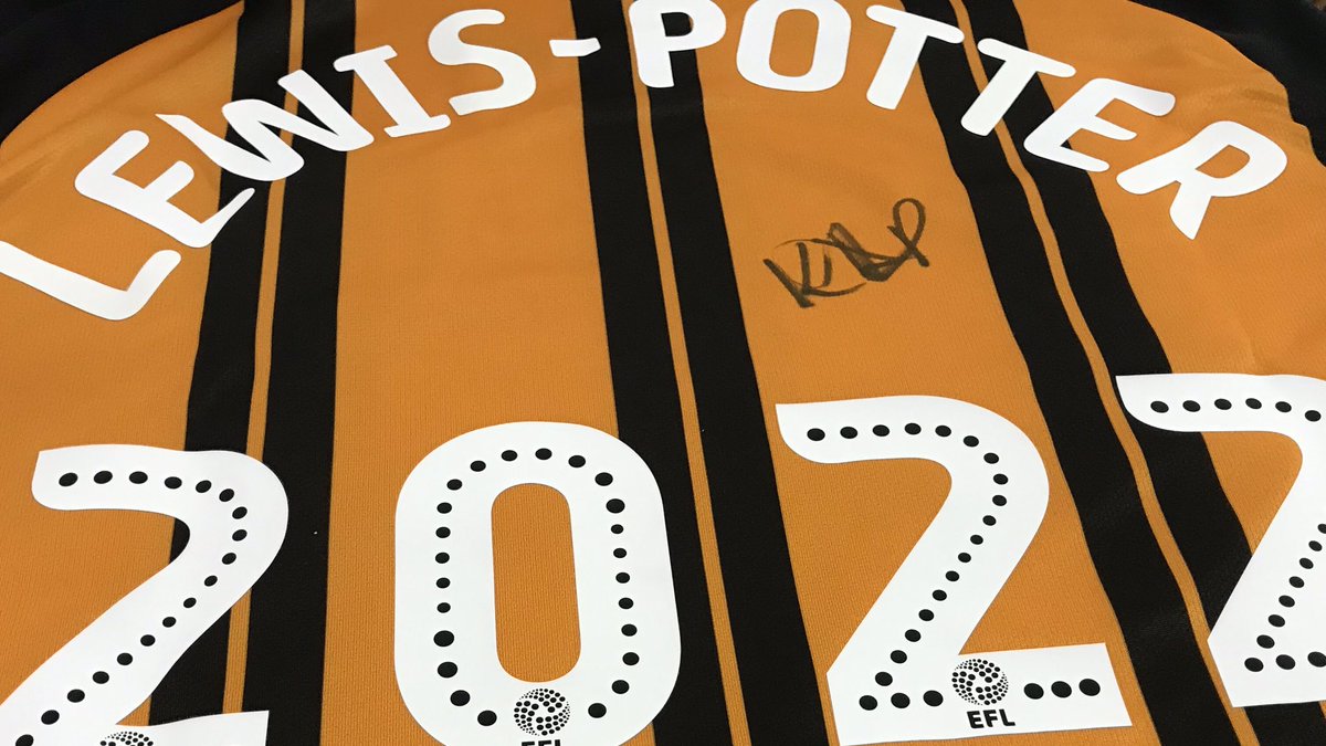 🚨 @LewisPotter_K signed shirt giveaway 🚨

Fancy getting your hands on this shirt, Hull City fans? RT this tweet and follow <a href="/HullCityAcademy/">Hull City Academy</a> to be in with a chance to win! 🖤🧡

🐯⚽ #hcafcU23 #hcafc #theTigers