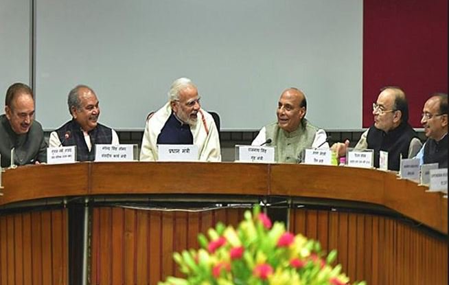 ఇవాళ సాయంత్రం అఖిలపక్ష సమావేశం rajnewstelugu.com/NewsDetails.as…