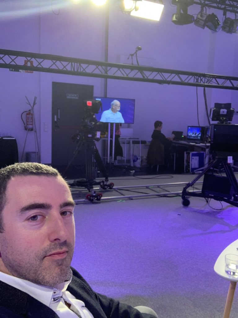 paolopescatore's tweet photo. Really enjoyed covering the @Daimler &amp; @Microsoft keynote. Thanks to @mobileworldlive, @sashatwining, @caro_milanesi &amp; Greg @EY_TMT #MWC19 #MWLTV; and to @fjeronimo for one of the pixs 👍 https://t.co/E74HEL2U65