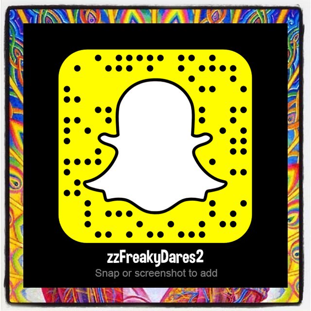 ScriberLillie's tweet photo. @Shawntae_Badd hiii :) hey lets snapchat each other :) add me: zzFreakyDares2 https://t.co/FazZ06PTWQ