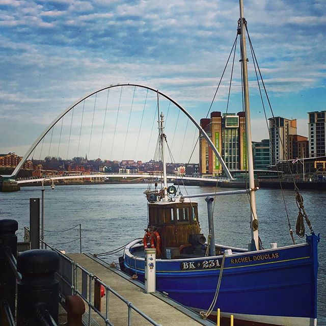 MyBoysClub's tweet photo. Totally gorgeous weather for February in Newcastle. Is it an early spring?
.....
#newcastle #rivertyne #stormhour #baltic #gateshead #millenniumbridge #wintersun #northeast #northeastengland #nebloggers #ignewcastle #travelblogger #parentblogger #instapi… https://t.co/AUqjGODGqh https://t.co/ByEvNDZi2h