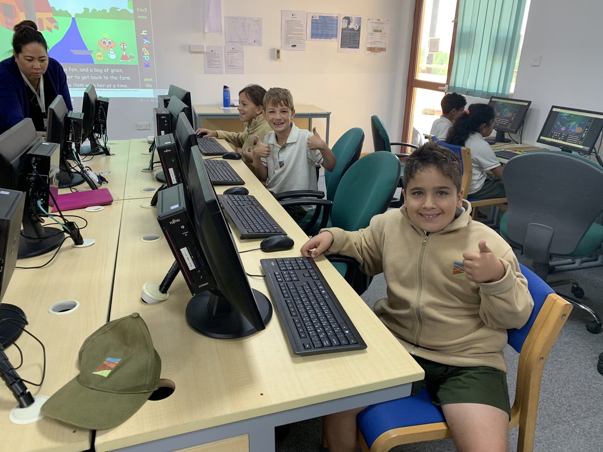 GISPYPG3's tweet image. @GCSPYPG3 are developing their computing skills in our @Microsoft Suite as part of our inquiry into ‘How we organize ourselves’ by understanding communication systems for global connections 🤓💻🖥🖱#TransdisciplinarySkills