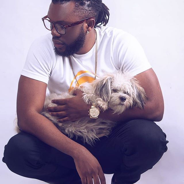 Max1023FM's tweet photo. #NP 📻🎶🎧 "MARIA" by @xcellente_8
#OnAir -  #MaxHits with @shinebegho the #RadioENCHANTRESS
#TECHTUESDAY #MAXHITSTECHTUESDAY
#Listen live via https://t.co/0wVOnkiR3g https://t.co/LtcMuV0SS9