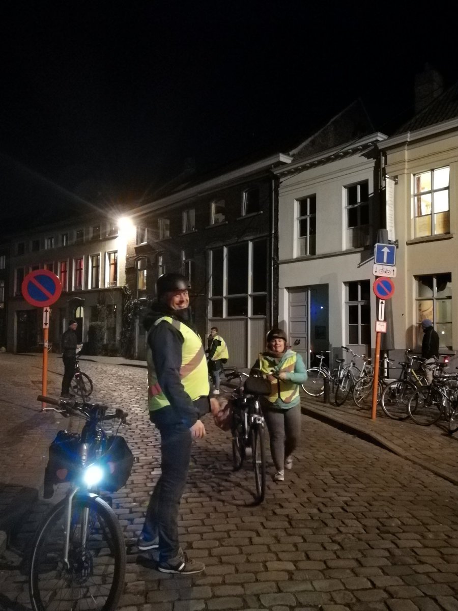 MariekeMae's tweet photo. Ziehier de nieuwste TrajectGear! #velo #bikelife #fietsveiligheid @Stadgent https://t.co/8jdnNT72Cz