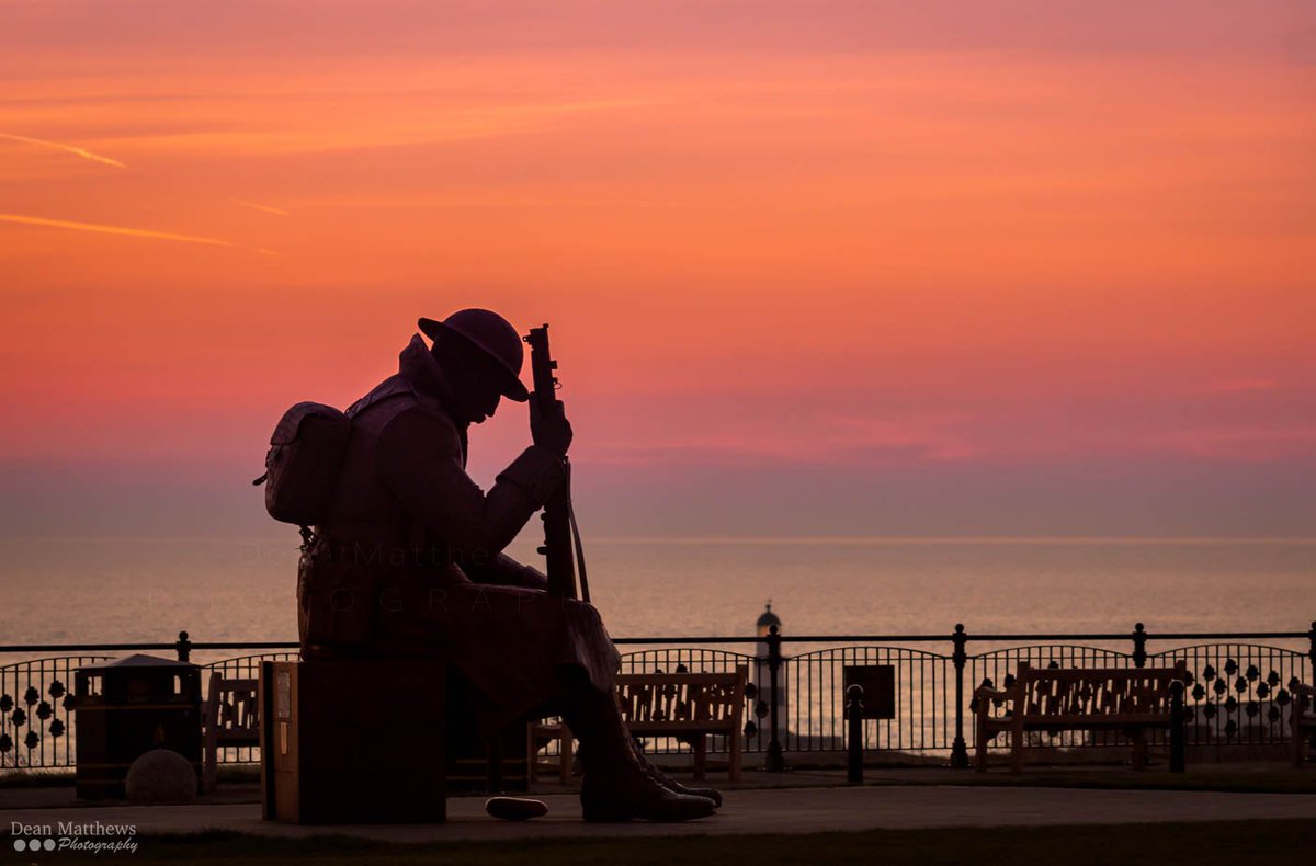 Beautiful colours over Tommy this morning just before sunrise along the <a href="/DurhamCoast/">🌈 🇺🇦 🌈 HeritageCoastP'ship</a> in <a href="/ThisisDurham/">This is Durham</a> this morning <a href="/StormHour/">#StormHour</a> <a href="/Ross_Hutchinson/">Ross Hutchinson</a> #Durham #Seaham <a href="/CanonUKandIE/">Canon UK and Ireland</a> <a href="/ray_lonsdale/">Ray Lonsdale</a>