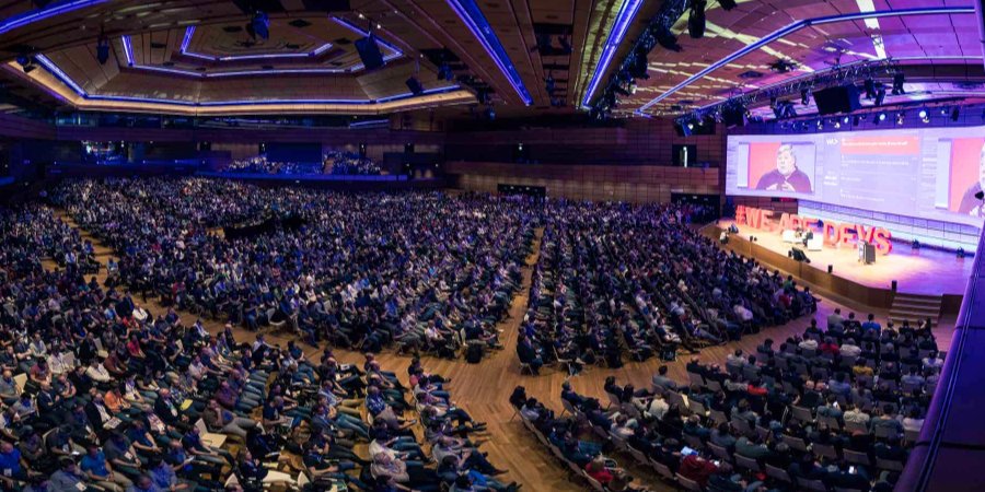 WeAreDevs's tweet image. Do you speak #code? Join world&apos;s largest #developers congress and meet the tech legends of today in Berlin on June 6th-7th.
🚀 2 days, 8 stages, 250 speakers
🚀 10,000 developers and YOU!
🐰 Use CODEBUNNY as promocode &amp;amp; get yourt ticket for only € 99!
👉  wearedevelopers.com