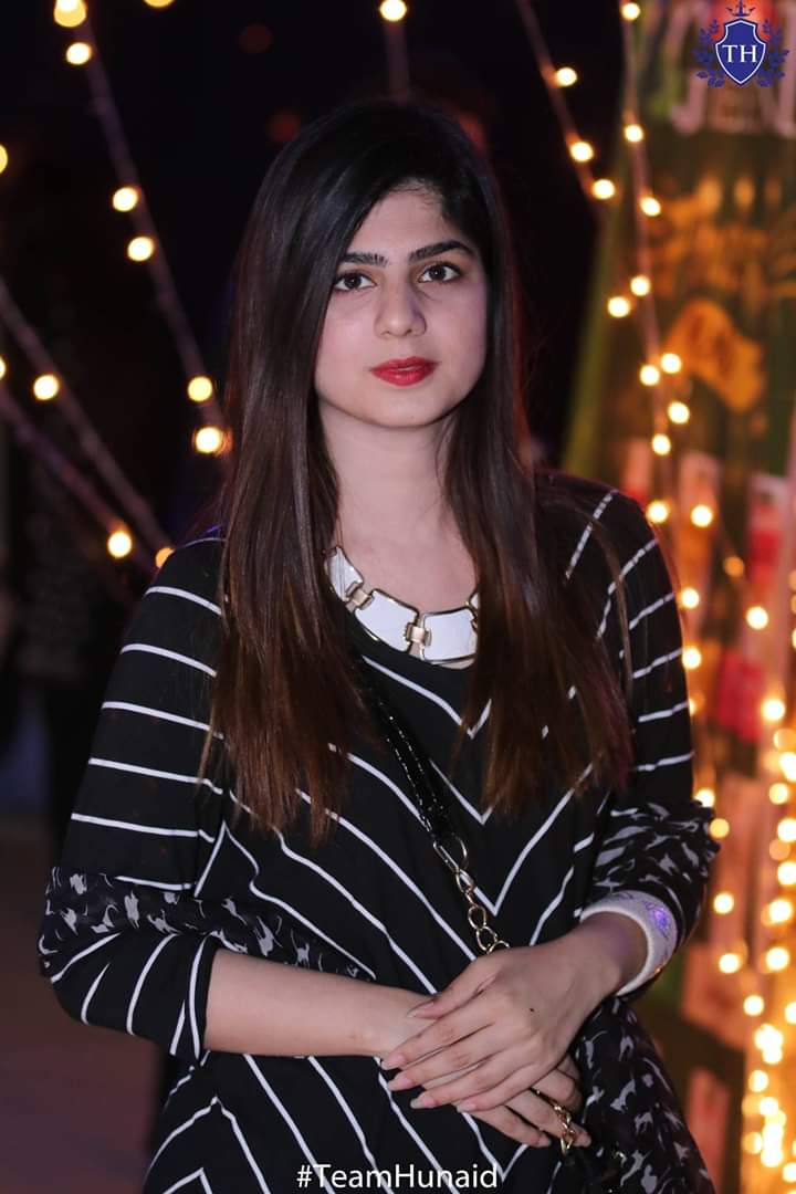 TeamHunaid's tweet photo. Live concert featuring special appearance of Strings Band at Iqra University North Campus. #Strings #StringsBand #Music #PakistaniMusic #TeamHunaid #IU #IUNC https://t.co/lMdzgZ8MHk