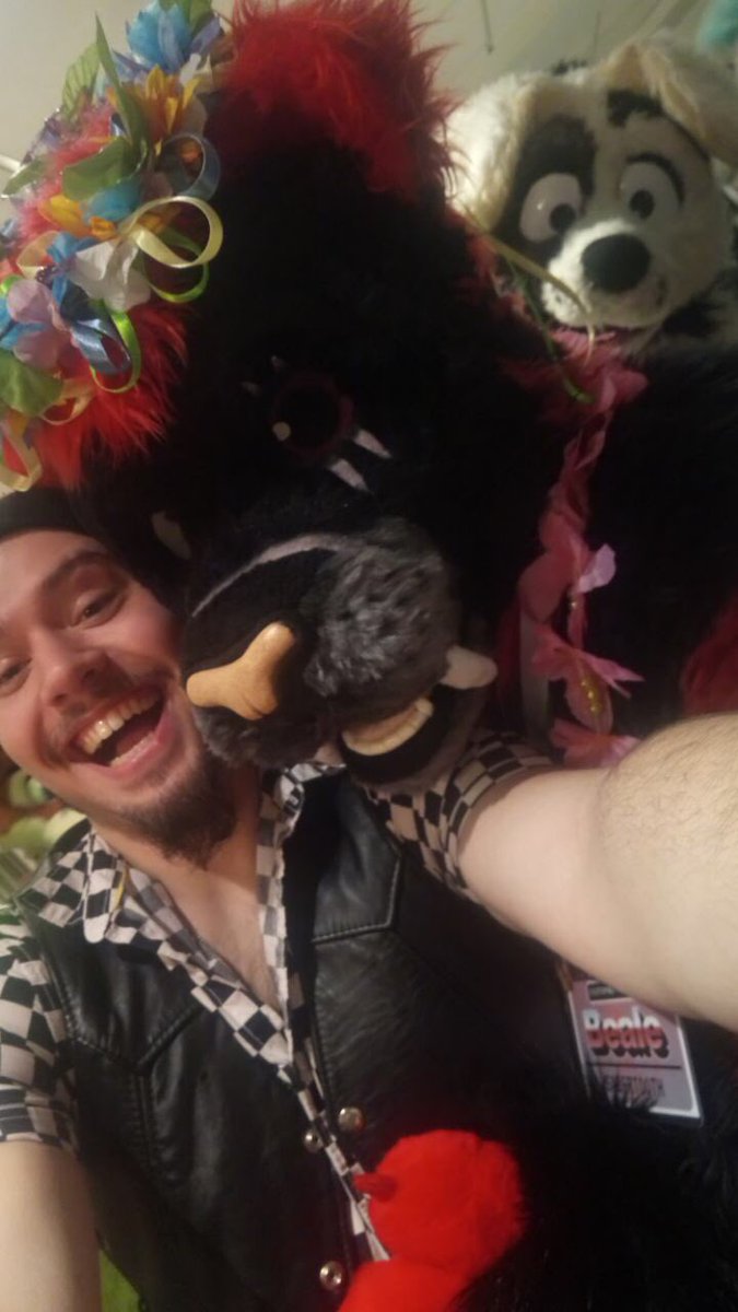KittyBeale's tweet photo. Went to a fairy themed event with my Pack. Had a blast, and ate some warm cheesestrings. Also got to try out my new crown :3 #fursuit #maxwolfevents #fairy https://t.co/dr08zHrC56