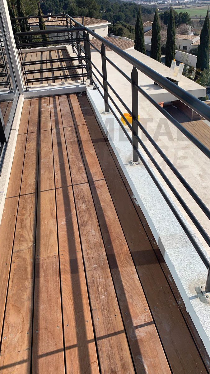 MOmbrage's tweet photo. Fabrication et Installation d'un #GARDECORPS d'éxterieur sur #AIXENPROVENCE par https://t.co/MS2NLsB0Zd #Gardecorps#Moderne #Rampeescalier #voiledombragefrance #toiletendue #france #bouchedurhône #Metalombrage#entremarseilleetaixenprovence #voiledombragegignac #marseille #Pergola https://t.co/LGKTs6tyD0