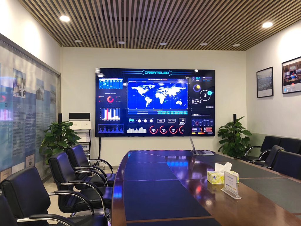 CreateLEDLucy's tweet image. How nice our meeting room is after the TV-46 1.6mm replaced the LCD wall! 💕