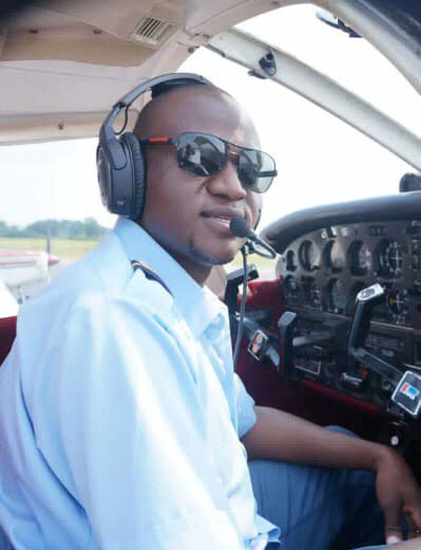 He had a dream of flying for Uganda Airlines, but sadly he died in USA on Saturday while teaching another person how to fly. Sydney Miti 31, was from Uganda and an FAA certified pilot. Miti is survived by a 2-year old child and a wife. May his soul RIP. #Sad #AfricanHero