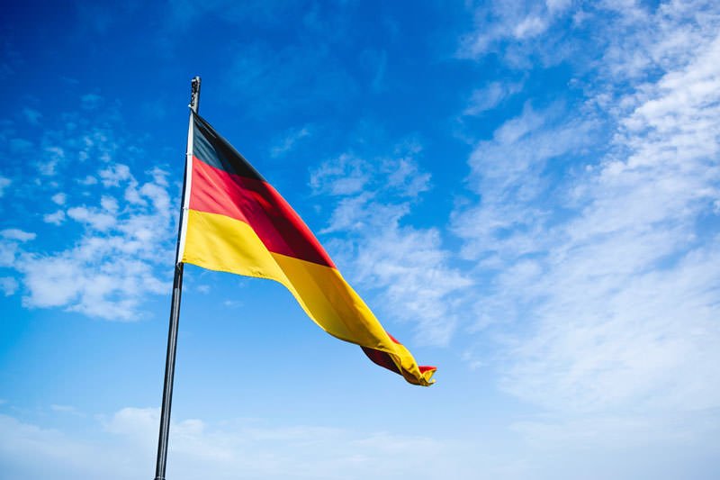BeasiswaIndo's tweet photo. Study for a Master of Business Management at the University of Applied Management Studies (HdWM)! Benefit from guest speakers or an internship at IBM, Deutsche Bank, and more top companies across industries. Learn more now: https://t.co/6woTSnwozf https://t.co/kJHLdzWr0H