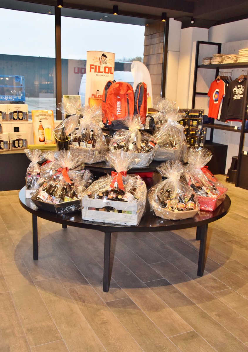 Met een ruim assortiment aan biermanden, gadgets, bierpralines, boeken en allehande merchandising is onze Bierboetiek een waar walhalla voor de liefhebber van het betere Belgische gerstenat! bit.ly/2GruMzp #bierboetiek #bierkasteel #vanhonsebrouck #izegem