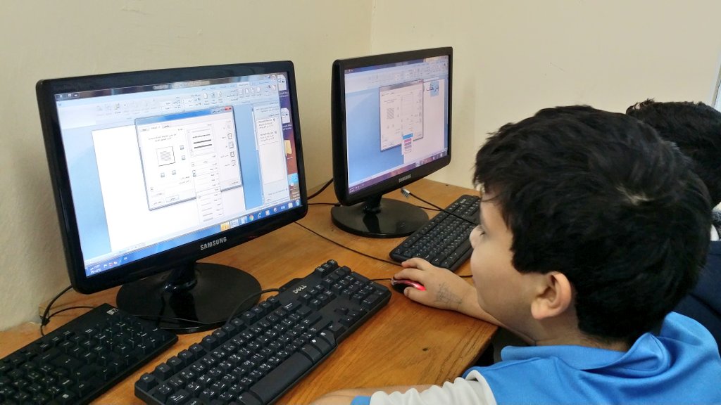 risalahschool's tweet photo. ابتدائية الرسالة النموذجية الأهلية بنين الصف : الرابع الابتدائي 
المادة :  حاسب آلي 
الموضوع : تدريب الطلاب على برنامج Word (مهارة إضافة نص word art وإضافة إطار للصفحة )
@T3Lm1433 https://t.co/tbYGWSsKTN