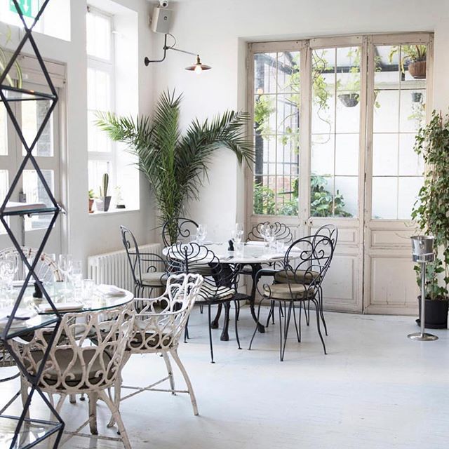 Super pretty snap from <a href="/tiatalula/">Tia Talula</a> 💕 ift.tt/2ExZJzO