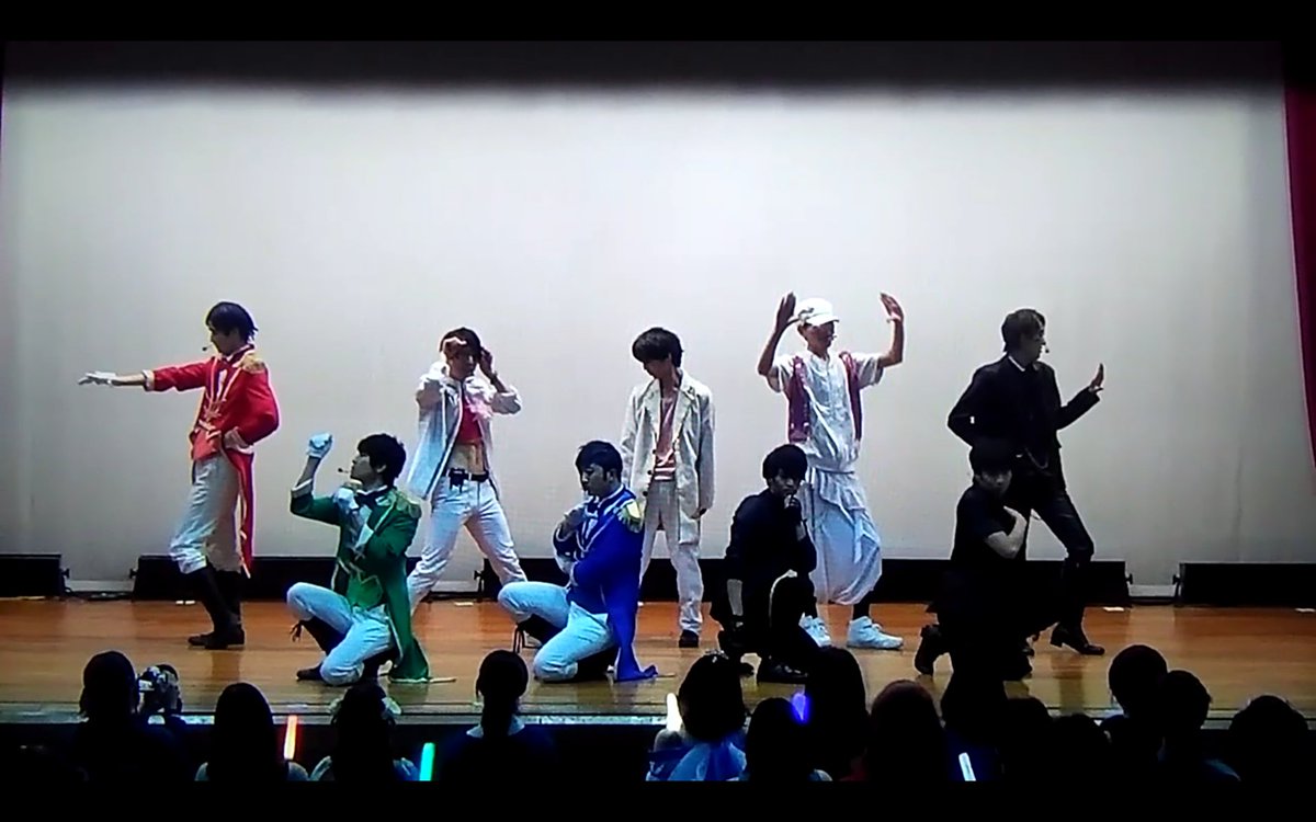 D_c_a_t's tweet photo. Lientenps
BiN BiN
free white
それぞれの衣装で💞
そして最後はJoh-μ's衣装✨
やはりジャミューズが一番✴キラキラ✴してたね❇❇
#Johmuse #ジャミューズ
振りコピを見せ合わん会 https://t.co/ECEsIQU9hF