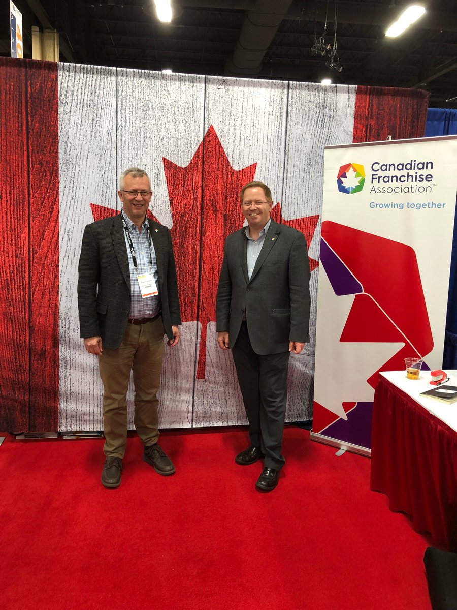 CFAFranchise's tweet photo. Having some fun representing Canada and celebrating with the franchise community at the IFA Convention in Las Vegas! #IFA2019 #FranSnap @HTHMeals @sotosllp @mcmillanllp @angiecote @kirkallen22 @3rd__degree https://t.co/yzevc52yWx