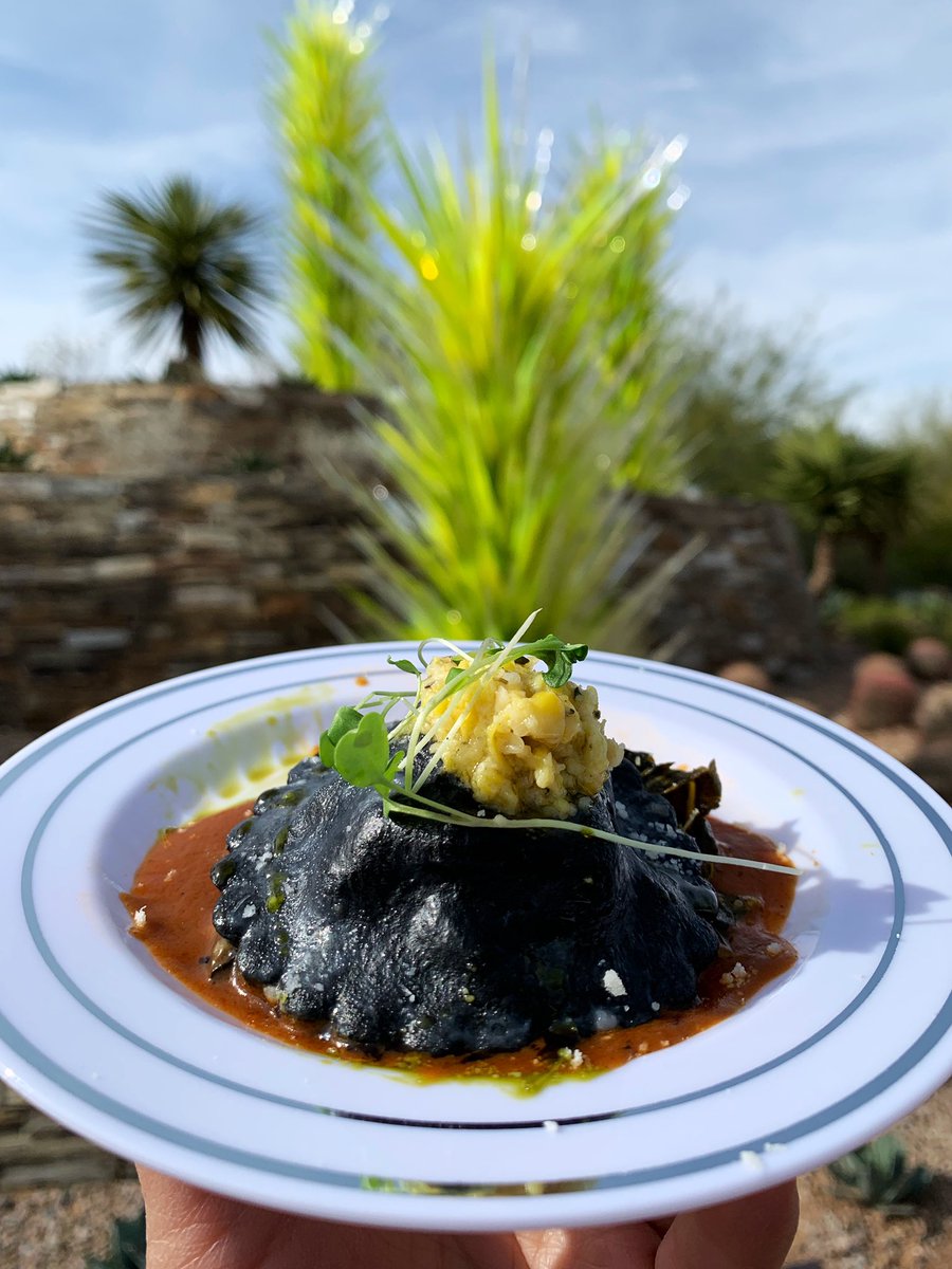 jeaniusNYC's tweet photo. More scrumptious bites from Day 2 of @devourphoenix #CulinaryClassic at @dbgphx! Thanks @visitphoenix & @LocalFirstAZ for having me at Phoenix’s premier culinary event! #myphx #devourphoenix #frasherssmokehouse #windsoraz @HyattPoint @micatering https://t.co/PLP4VZoooR