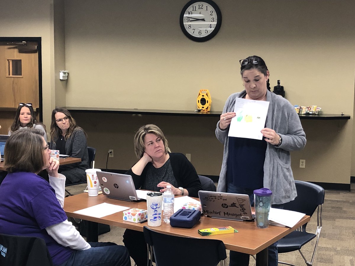 MsCastillosMath's tweet photo. K teachers share their experiences teaching #3Actmath and collaborate to sequence student work. #SPSMath #MLINumeracy is my favorite! https://t.co/SG3wJ9jTMj