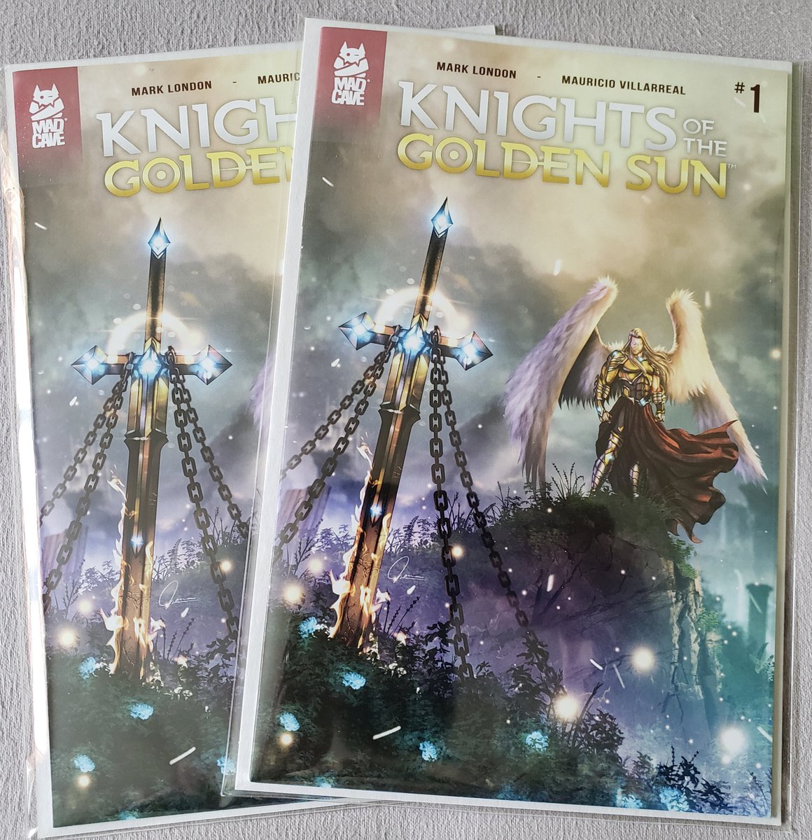 CravinThe's tweet photo. Yesterday's #mailcall
An Exclusive π₯ variant from @ComicBookInvest of @MadCaveStudios Knights of the Golden Sun by @MarkLondonMCS and cover art by Mauricio Villarreal.
#CBSIexclusive #TheNightBefore
#indiespotlightseries https://t.co/sqBStbc1OP