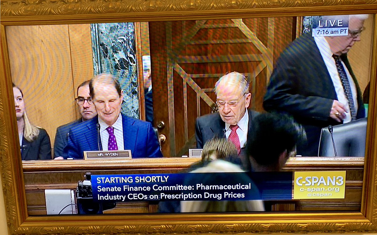 CocoOnTheWeb's tweet photo. 🤓🤓🤓 @USSenate @cspan https://t.co/k4RQUwrGRo
