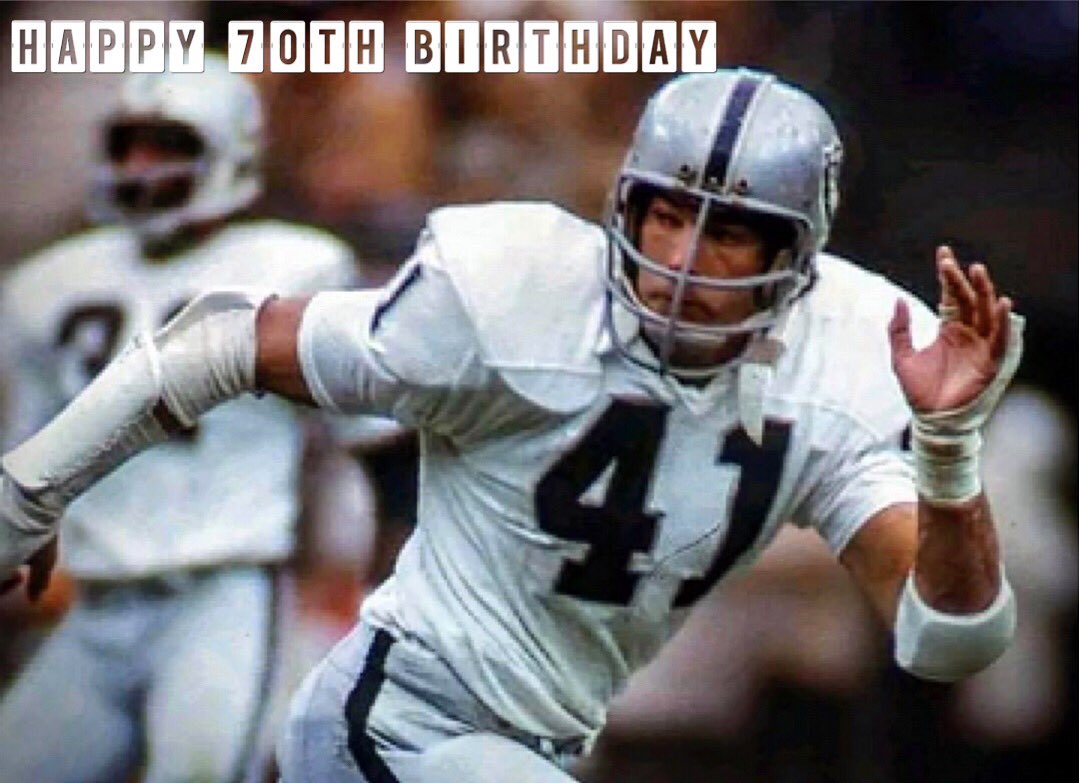AZRNMEDIA's tweet photo. @VillapianOk Happy Birthday to Mr. Phil Villapiano. Raider Legend! Cant wait to see him at Raider Fan Convention in April! Salud to you sir!
#ArizonaRaiderNation (EST. 2010)
#AZRN
#Integrity
#Relax
#IAmARaider
#PuroCigarBar
#PuroFamilia
#PuroRaiders
#RaiderCompas https://t.co/BsHIsZ7YBv