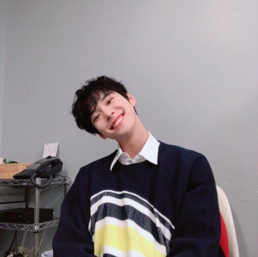 kpopics__'s tweet photo. kim doyoung // nct ♡ https://t.co/txvTCSPbLA