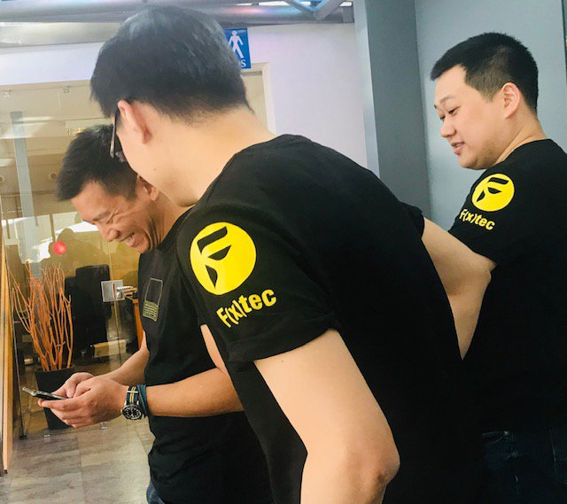 thefxtec's tweet photo. Our excitement for launch at #MWC #MWC19 is building! We are ready for an amazing week ahead 📱 + ⌨️ :D Don't miss our updates, sign up here: https://t.co/w29v8PWMKE #mobile #qwerty #bringitback #fxtec #thefxtec #HWKB #functioniskey https://t.co/S6qcgkKB3Y