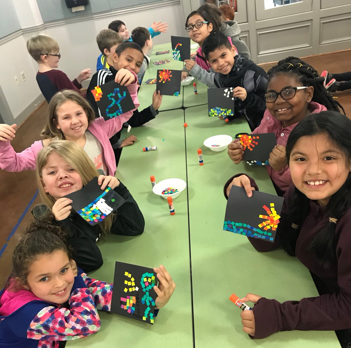 WaxahachieISD's tweet photo. @WaxahachieISD partners with @DallasMuseumArt to bring the #GoVanGogh® program to our students. Our DMA-trained volunteers visit our schools & encourage students to look closely at art from DMA permanent collections. Then, @WilemonSTEAM 3rd graders created their own masterpieces https://t.co/ua6x1p3how