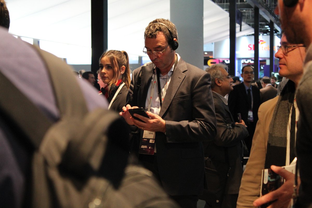 GoingDigitalMWC's tweet photo. 📡Seguimos recorriendo el #MWC19 para descubrir las soluciones tecnológicas que van a revolucionar la #Industria40. 

@accio_cat @MWCapital https://t.co/oImvRepPnD