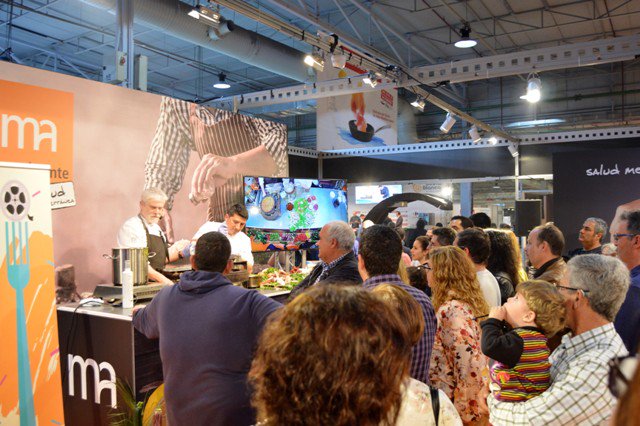 MercalicanteSA's tweet photo. Gracias a todos los que nos habéis visitado durante estos días en #AlicanteGastronómica (@AlicanteGastro1 @IFA_Feria). ¡Ha sido un placer acercaros el estilo de vida mediterráneo a través de nuestros productos!😀👏 https://t.co/Ndr7Dj0AG7