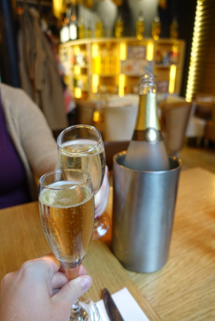 LasBanderasUk's tweet photo. Jussst trying to make it through the week before the #bottomlessbrunching can begin again. 😬 

#Soho #SpanishBrunch 
📷 @katiebhughes https://t.co/HGEKeE84po