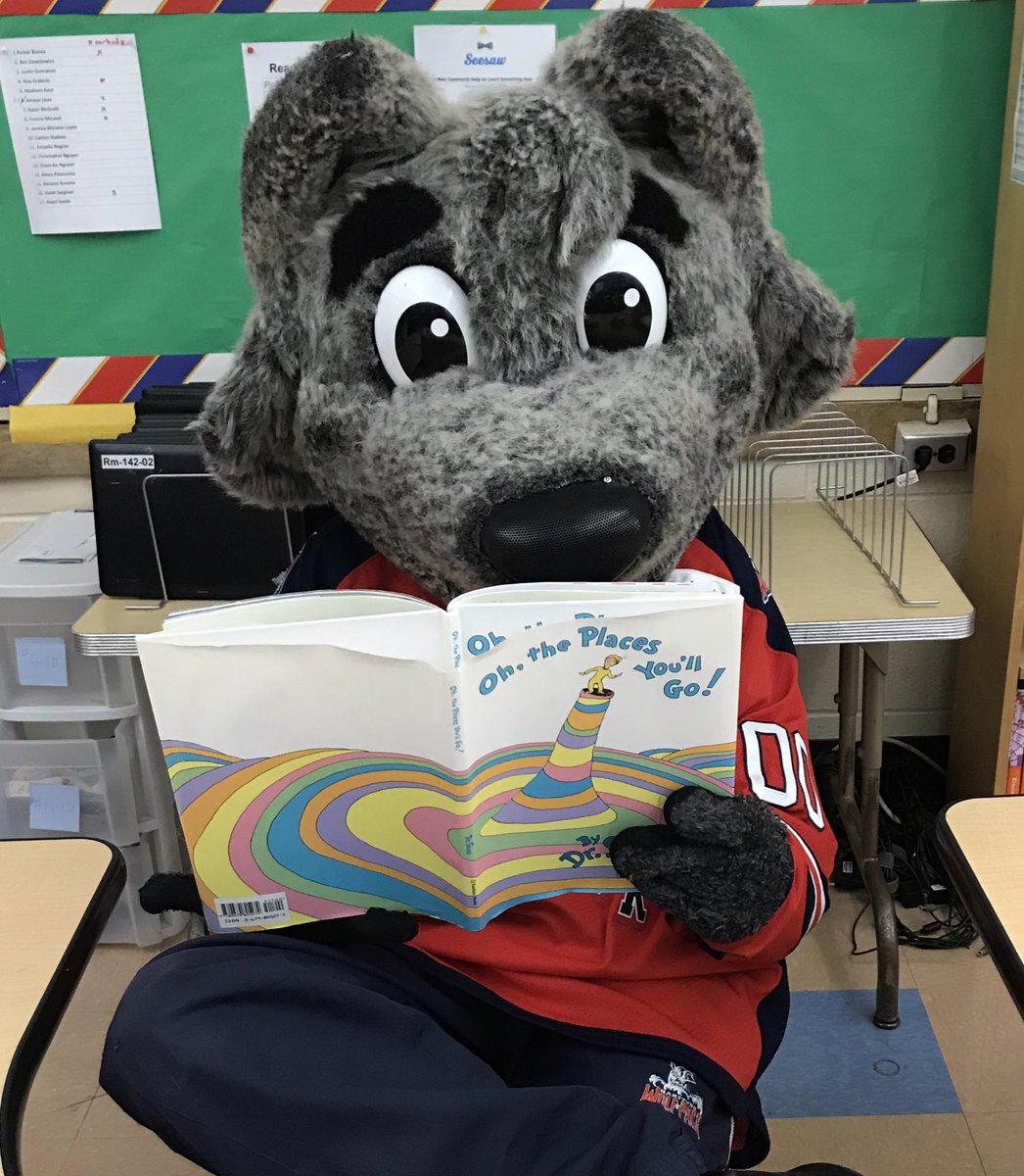 SonarWolfPack's tweet photo. Good morning Pack fans! Today I’m headed to Wesley School to promote the @WolfPackAHL #ReadtotheRink program!  Hey Middletown I’m headed your way! Watch for the Wolf! 🐺 https://t.co/8tCpIrXWhj