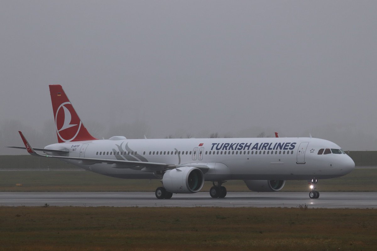 havahabercom's tweet photo. THY'nin yeni uçağı bir yıl sonra teste başladı #A321neo #TCLSB #THY https://t.co/DiXE2UJQDh https://t.co/2chDJRBugw