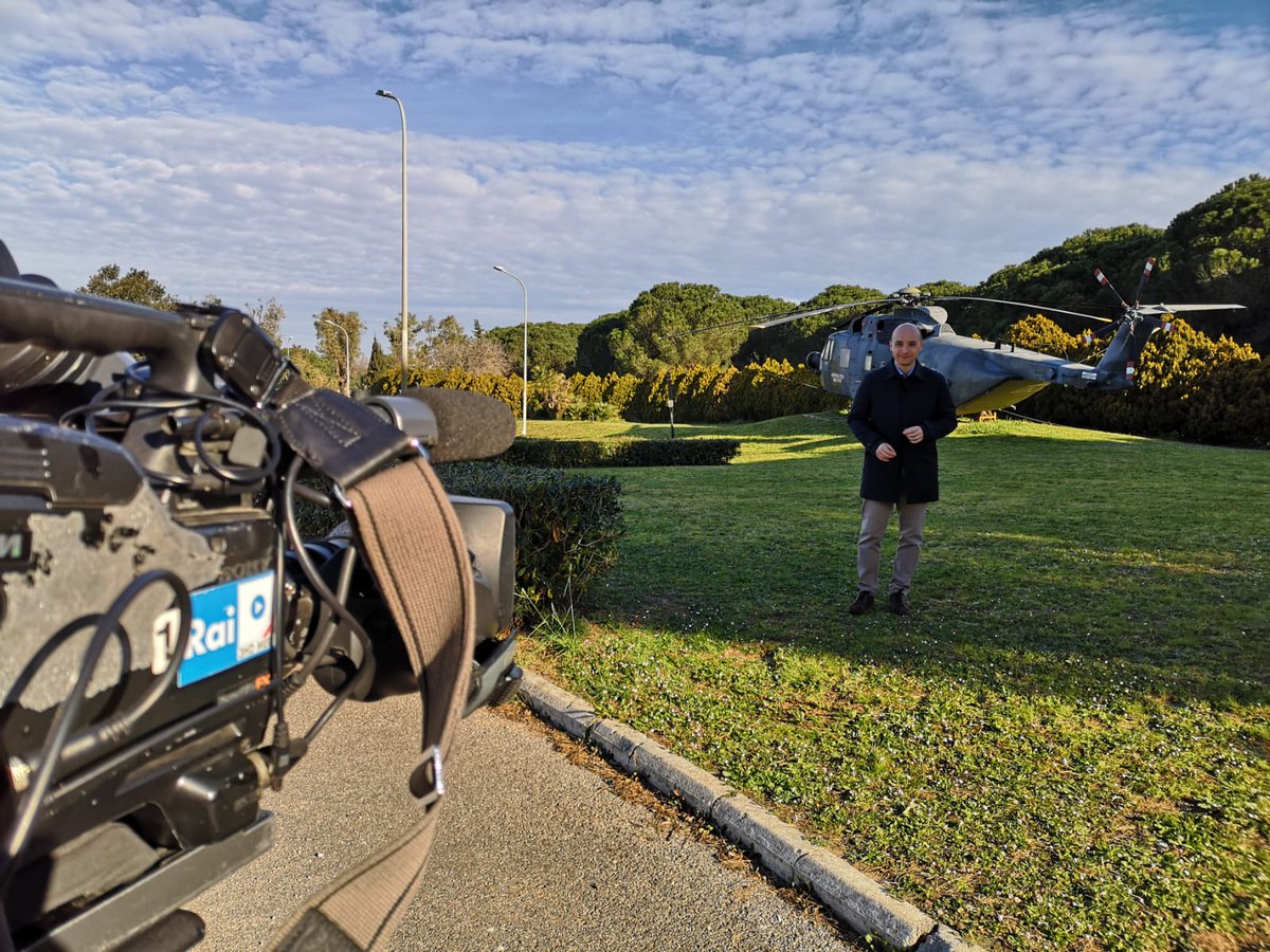 andreabettini's tweet photo. Telecamere di RaiNews24 all'aeroporto di Pratica di Mare per parlare delle tecnologie avanzate dell'@ItalianAirForce. Prossimamente in #FUTURO24 https://t.co/CpgQiqpBx4