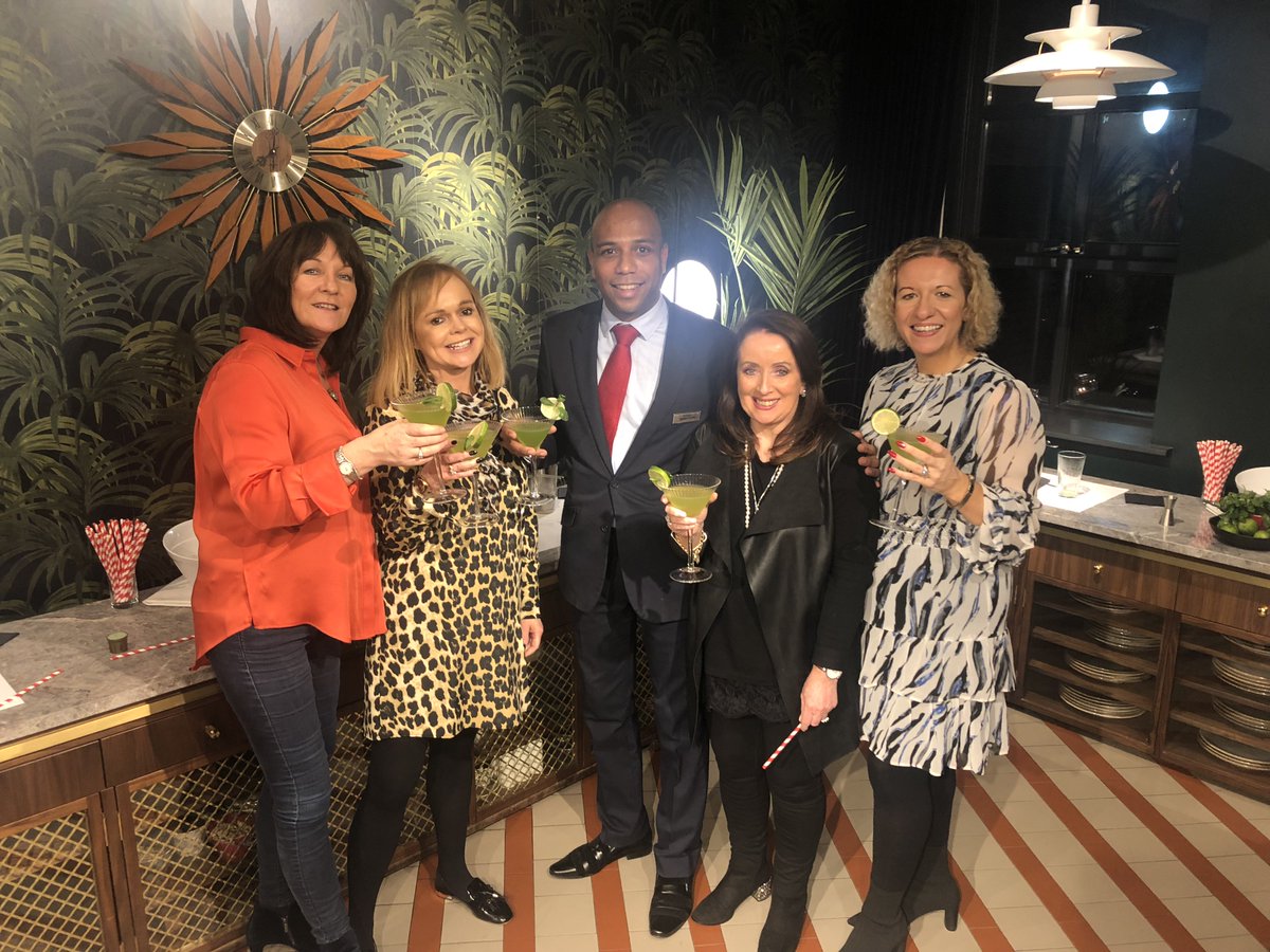 We'd like to thank our lovely neighbours in KBC for a wonderful evening, come back to visit soon! #shakeitlikeyouhateit #cocktailmasterclass
