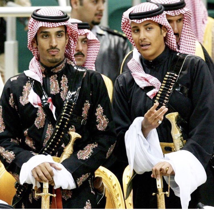 صور قديمة tweet media