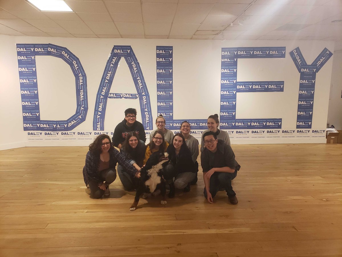 WomanOfField's tweet photo. It's Election Day in Chicago! The #LakefrontLegends and Charlie are ready to GOTV for #DaleyforMayor! #punch25 #ChiMayor19 https://t.co/r3vHsUHl8w