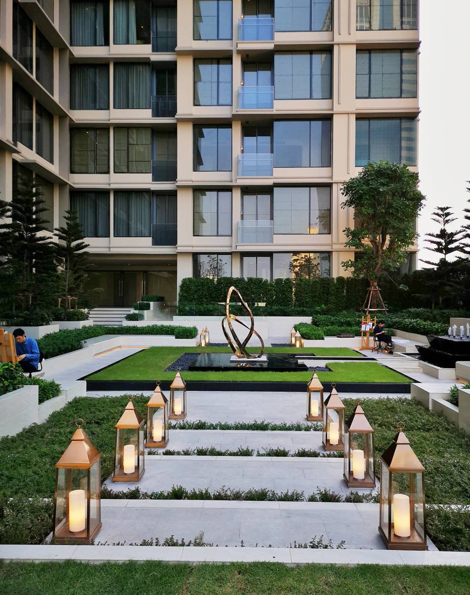 SINGHA_ESTATE's tweet photo. สิงห์ เอสเตท ตอกย้ำการเป็น Premier Lifestyle Developer เปิดตัวโครงการ ‘ดิ เอส อโศก’ คอนโดมิเนียมลักชัวรีที่สร้างเสร็จพร้อมส่งมอบเป็นโครงการแรก #TheEsseAsoke #LiveHighest #LiveFinest #SinghaEstate https://t.co/xAi6z70TSQ