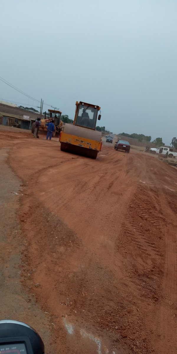 dj_zeeez's tweet photo. Niger state people, For the past four years, Abu Lolo is repairing road for you people oo just few days to his re-election 😒 https://t.co/roCjC6ZJXi