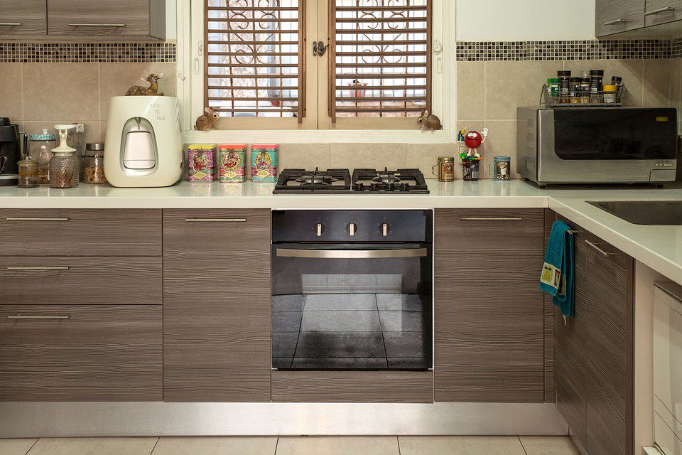 CookerSpares's tweet photo. Has your oven clock stopped working? 🕑
Don't worry, we have replacement clocks, timers and programmers for a range of different ovens. 
Find out how we can help in our latest blog!
👉 https://t.co/kbtoqqxBnZ https://t.co/1SrBCVpKKw