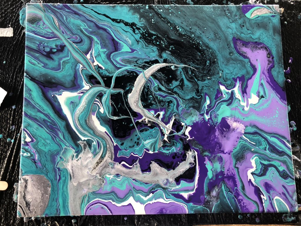 Dingstah's tweet photo. Selling paintings for $15-30. 
Hmu and make your room fuckin dope. https://t.co/SiK9pneK9y
