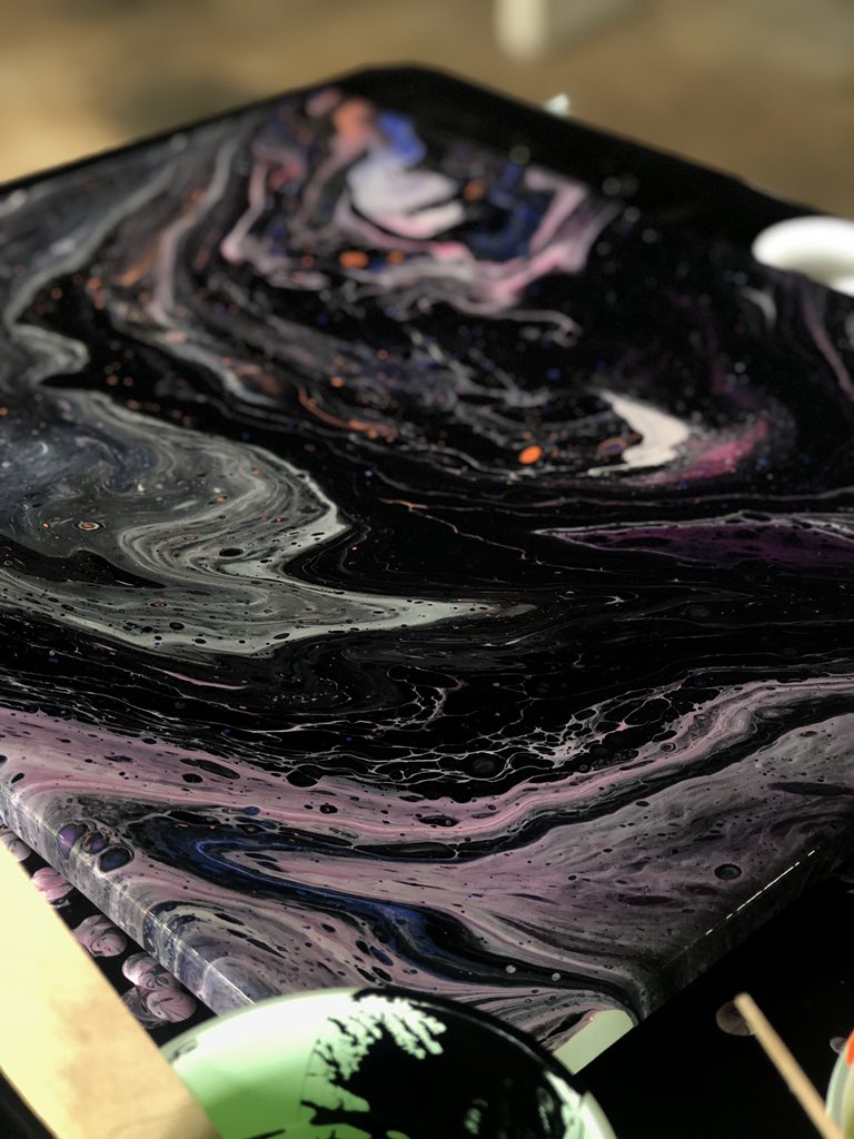 Dingstah's tweet photo. Selling paintings for $15-30. 
Hmu and make your room fuckin dope. https://t.co/SiK9pneK9y